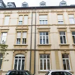 Studio Fischer A La Petrusse 303